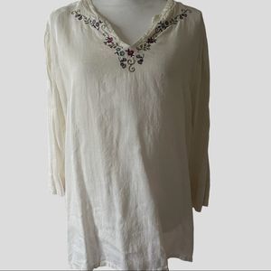 Women’s Hot Cotton By Marc Ware White Linen Top w/ Floral Embroidery. Size Large